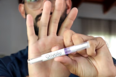 Darren holding Orivelle pen